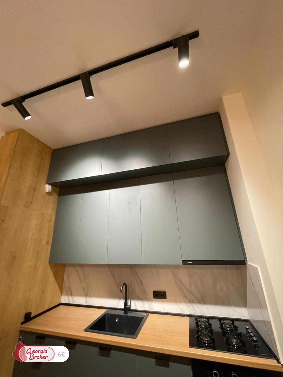 იყიდება ახალი გარემონტებული 3 ოთახიანი ბინა